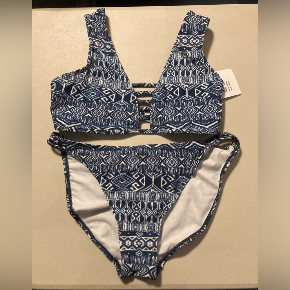 Indigo Rein Bikini Set - Top Large, Bottom XL JUNIORS